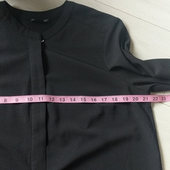 Hilary Radley Zip Front Blouse - Picture 10 of 13